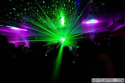 Лазерная установка купить в Туле для дискотек, вечеринок, дома, кафе, клуба